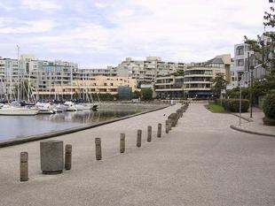 109-0909_img.jpg