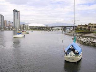 109-0916_img.jpg