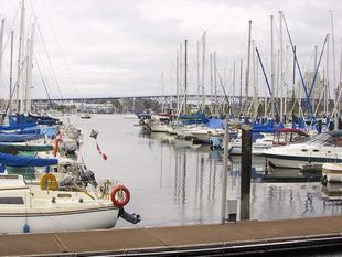 109-0921_img.jpg