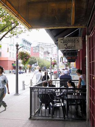 109-0937_img.jpg