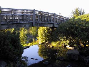 107-0765_img.jpg