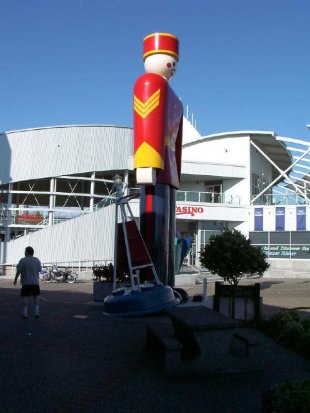 106-0640_img.jpg