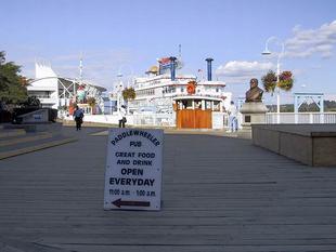 106-0642_img.jpg