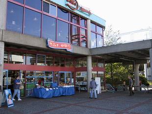 106-0646_img.jpg